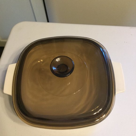 Vintage Set of two Corningware covered casserole dishes - Picture 8 of 10